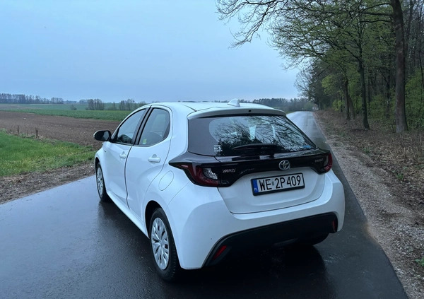 Toyota Yaris cena 60900 przebieg: 73000, rok produkcji 2021 z Niemodlin małe 596